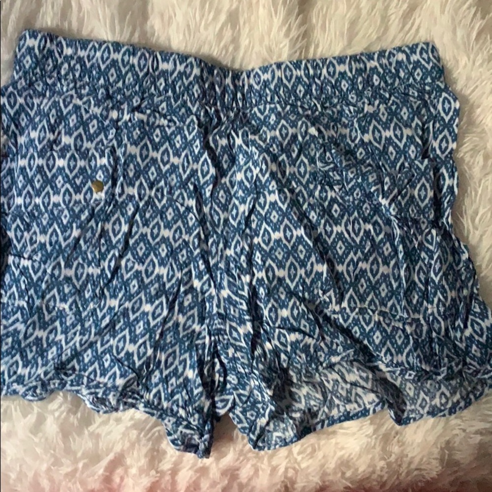 Loose fitting cotton shorts!